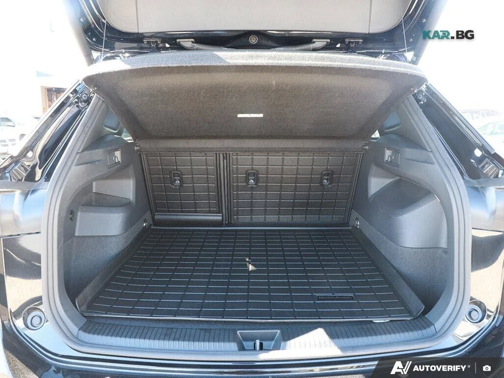 VW Tiguan Highline* R-Line* 4Motion* HARMAN KARDON* 360* PAN, снимка 7 - Автомобили и джипове - 55900895