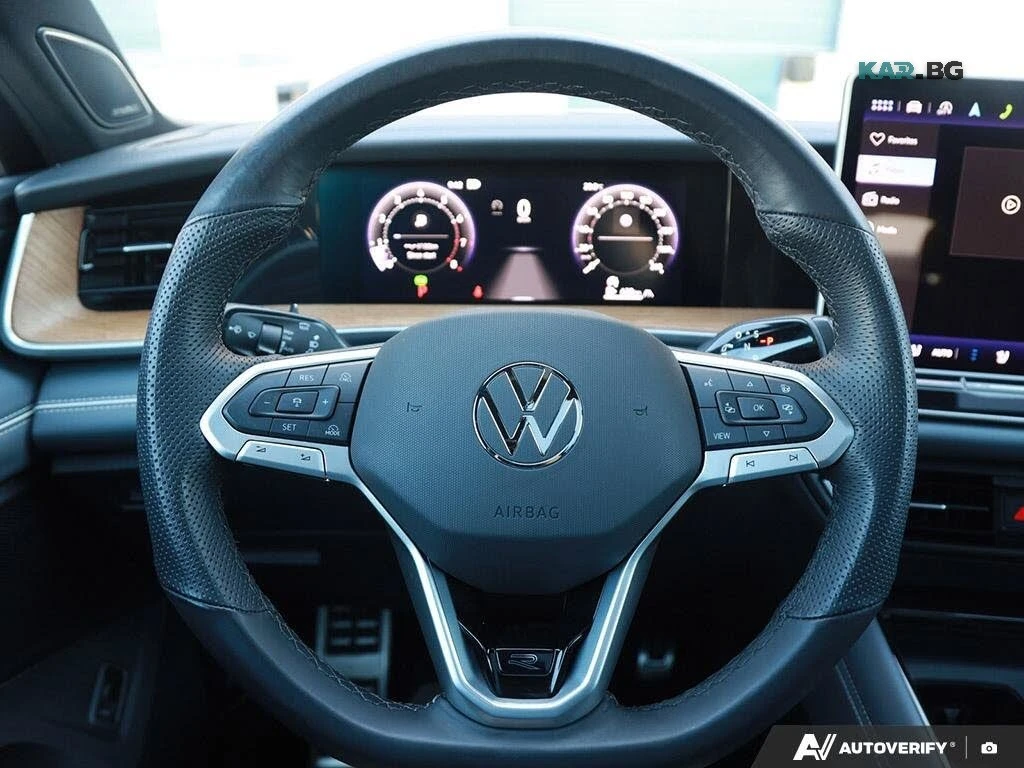 VW Tiguan Highline* R-Line* 4Motion* HARMAN KARDON* 360* PAN, снимка 10 - Автомобили и джипове - 55900895