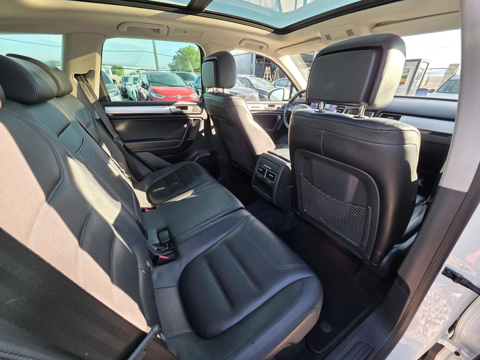 VW Touareg II-3.0 TDI-V6-4MOTION-Automatic-245 hp -Executive | Mobile.bg � ����������� 13