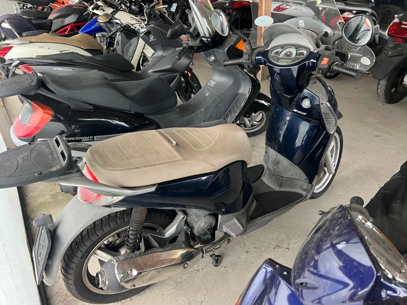 Aprilia Scarabeo 200, снимка 5 - Мотоциклети и мототехника - 52311682