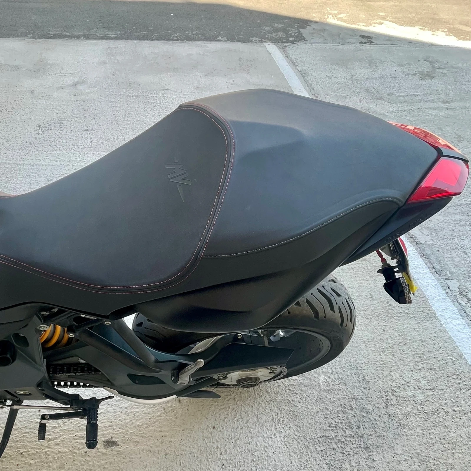 MV Agusta Brutale, снимка 7 - Мотоциклети и мототехника - 55594487