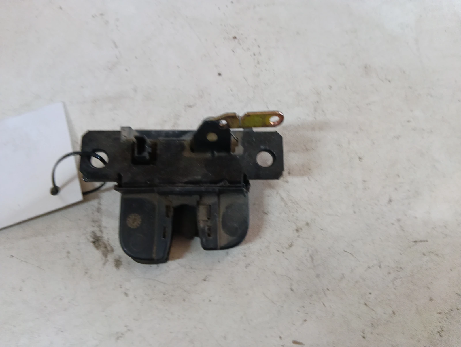 брава заден капак 7L6827505 VW Touareg