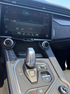 LynkCo 01 Plug in hybrid 261, снимка 15