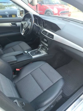 Обява за продажба на Mercedes-Benz C 180 ~16 500 лв. - изображение 11