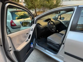 Обява за продажба на Toyota Yaris 1.3i ~6 999 лв. - изображение 4