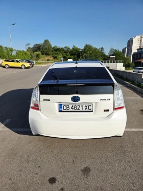     Toyota Prius 1.8 HIBRID