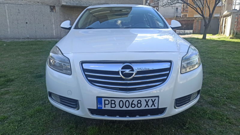 Opel Insignia 2.0 cdti, снимка 2 - Автомобили и джипове - 45930799