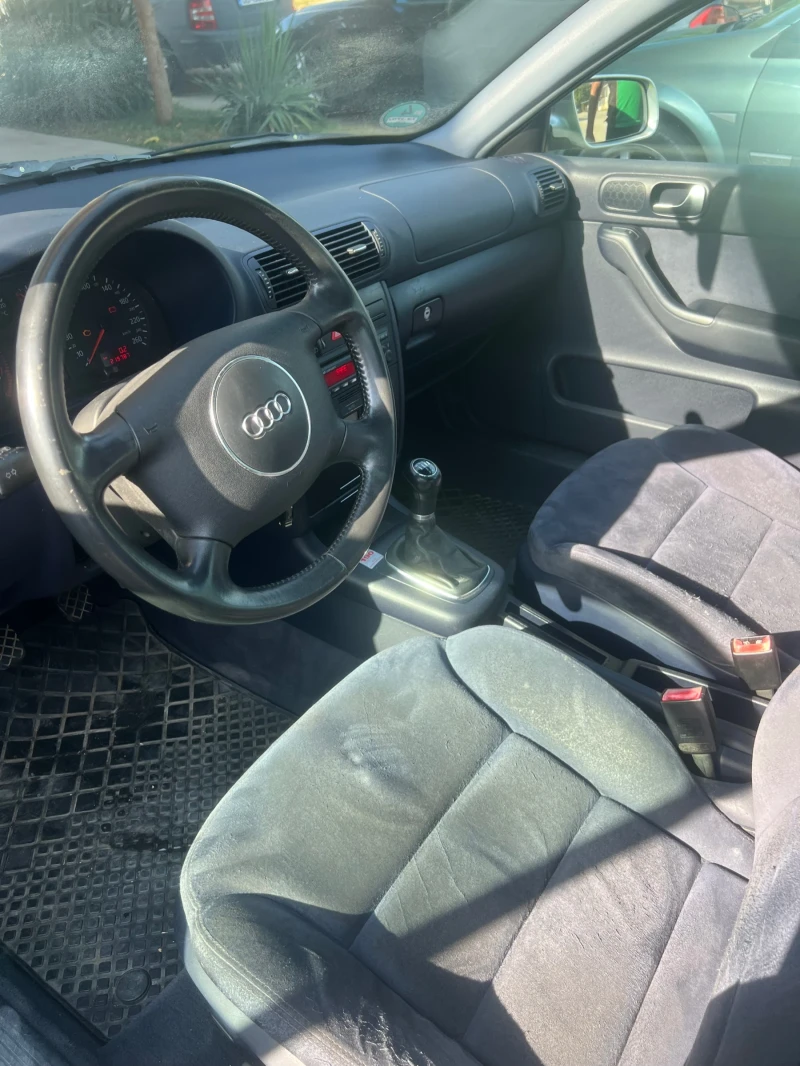 Audi A3 1.6, снимка 7 - Автомобили и джипове - 47107800