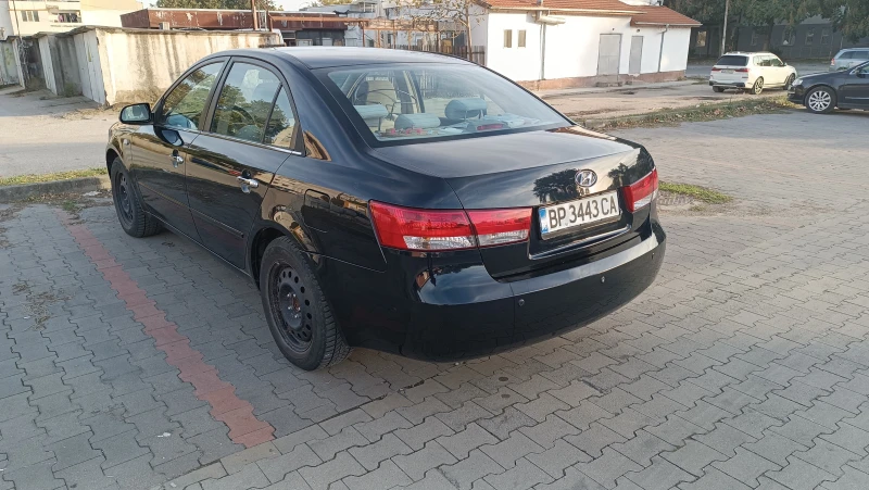 Hyundai Sonata, снимка 4 - Автомобили и джипове - 47525318