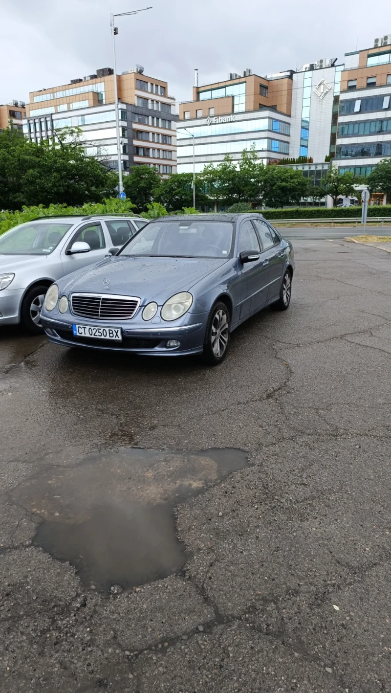 Mercedes-Benz E 320  Avangard 4matic Airmatic, снимка 1 - Автомобили и джипове - 48478541