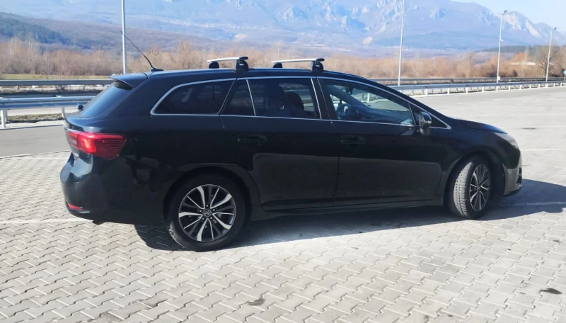 Toyota Avensis 2.0D EXECUTIVE , снимка 10 - Автомобили и джипове - 49442916