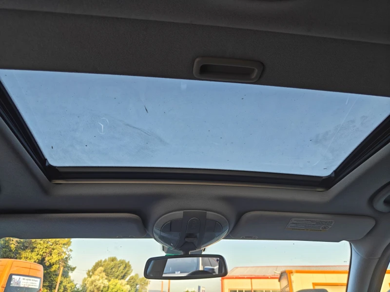 Mercedes-Benz E 320 бензин, снимка 7 - Автомобили и джипове - 51123922