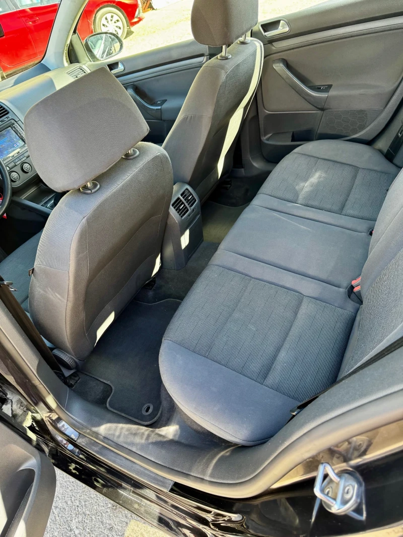 VW Golf 1.9 TDI 4Motion NAVI, снимка 10 - Автомобили и джипове - 52251120