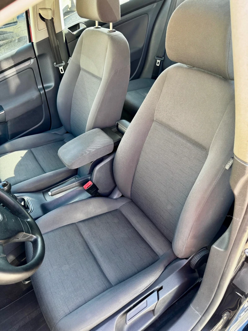 VW Golf 1.9 TDI 4Motion NAVI, снимка 9 - Автомобили и джипове - 52251120