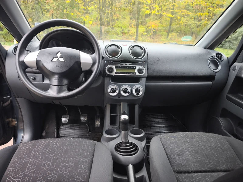 Mitsubishi Colt 1.3I, снимка 5 - Автомобили и джипове - 52337150