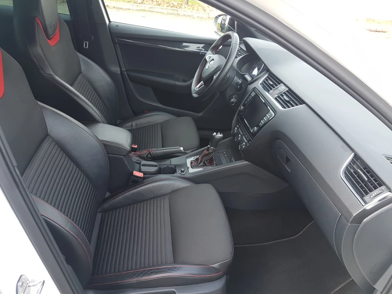 Skoda Octavia VRS 2.0TDI 184кс, снимка 10 - Автомобили и джипове - 52492846