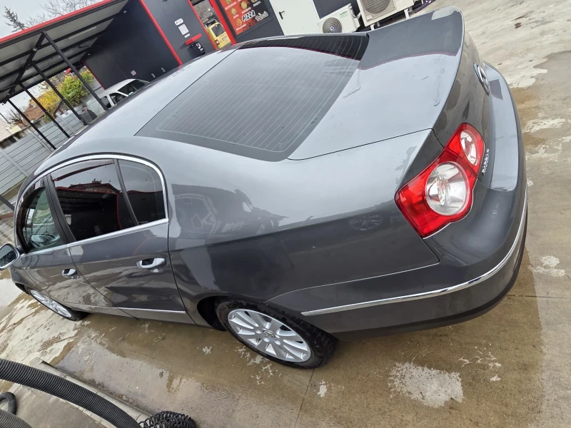 VW Passat 2.0 TDI, снимка 4 - Автомобили и джипове - 52673954