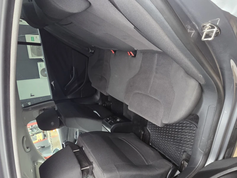 VW Passat 2.0 TDI, снимка 6 - Автомобили и джипове - 52673954