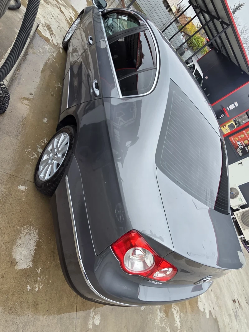 VW Passat 2.0 TDI, снимка 5 - Автомобили и джипове - 52673954