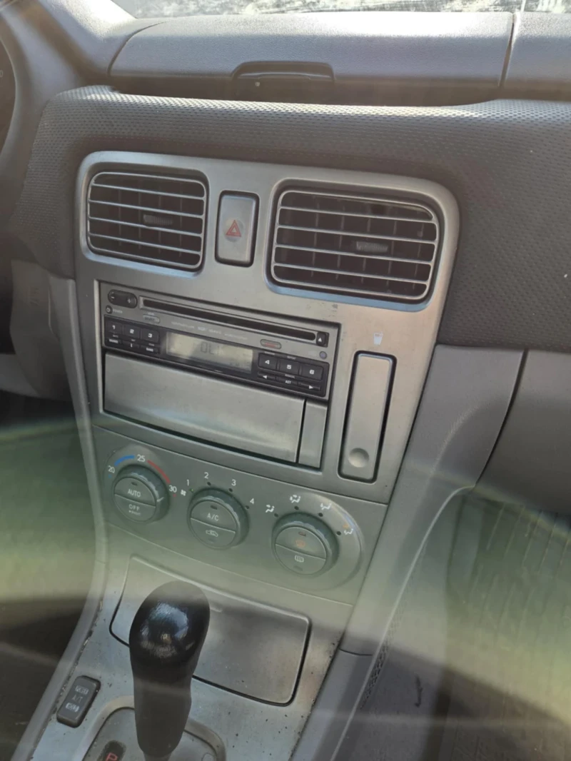 Subaru Forester, снимка 2 - Автомобили и джипове - 52801509