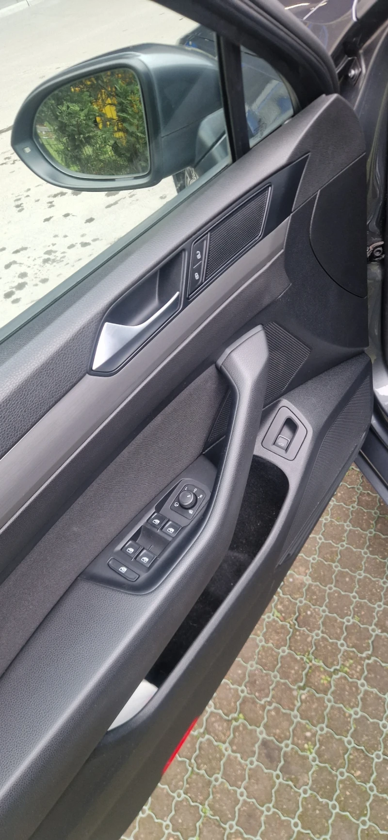 VW Passat, снимка 15 - Автомобили и джипове - 52815391