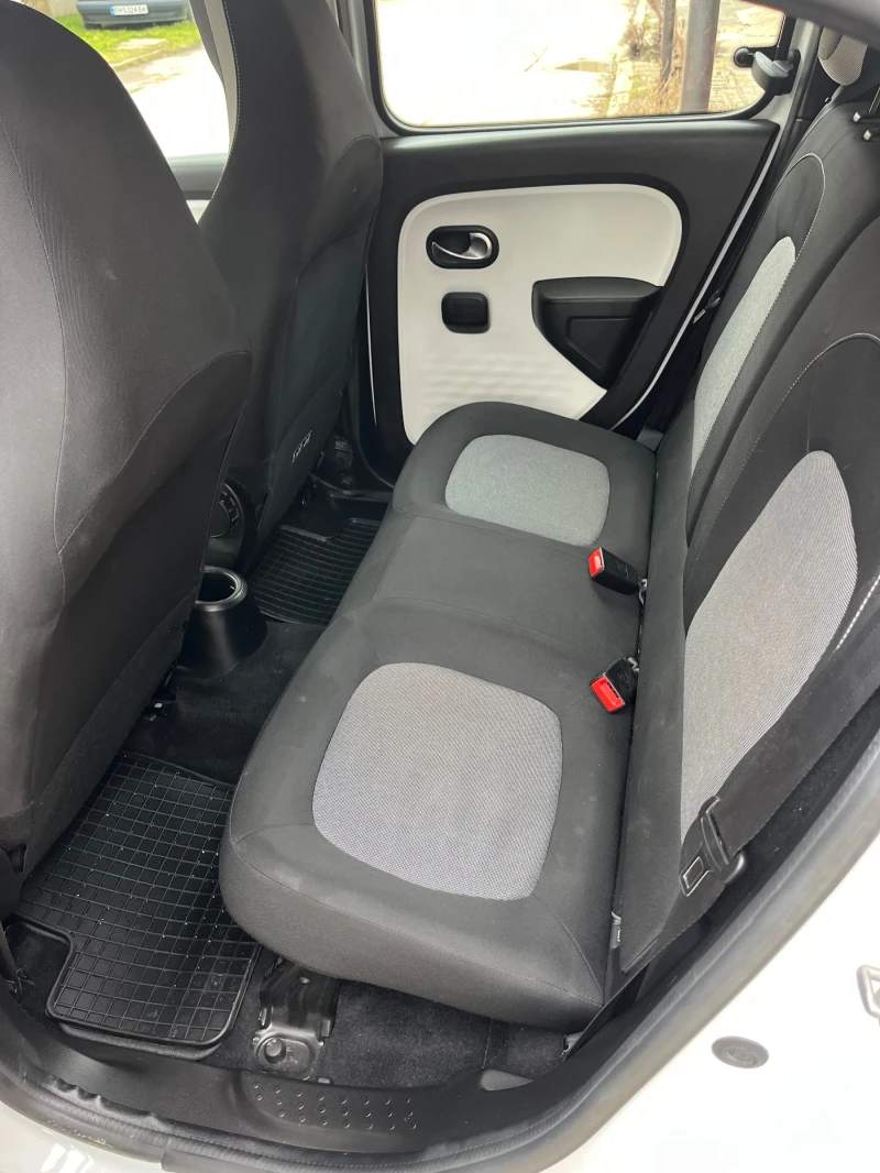 Renault Twingo 29 900км !!!, снимка 12 - Автомобили и джипове - 53501224