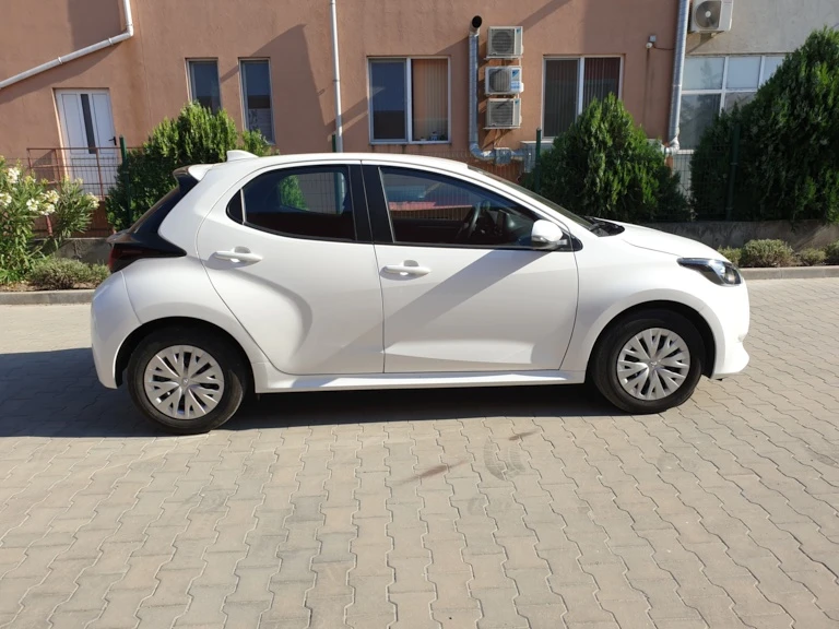 Toyota Yaris 2023/8200 км  - изображение 3