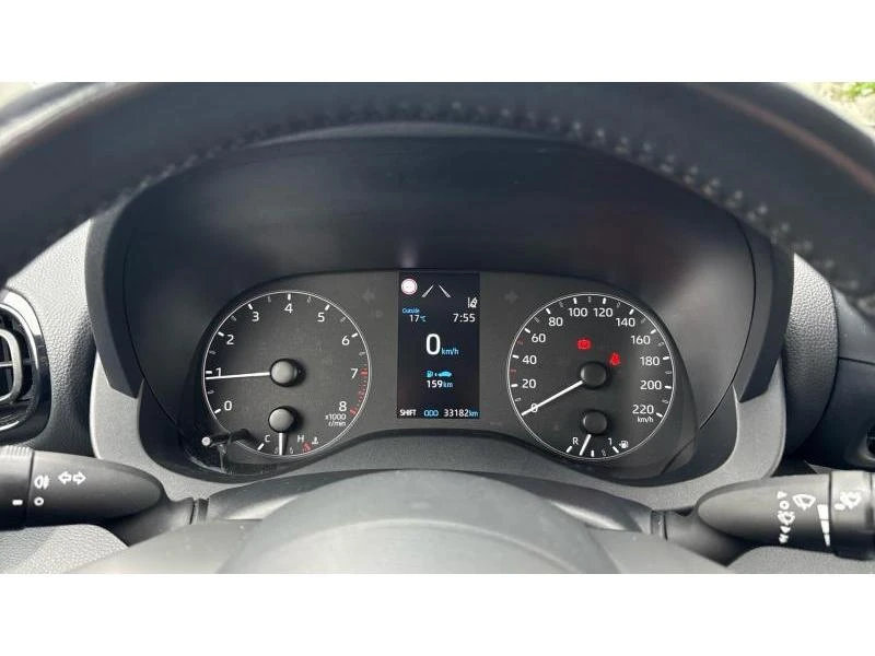 Toyota Yaris 1.5P M/T COMFORT, снимка 14 - Автомобили и джипове - 54707874