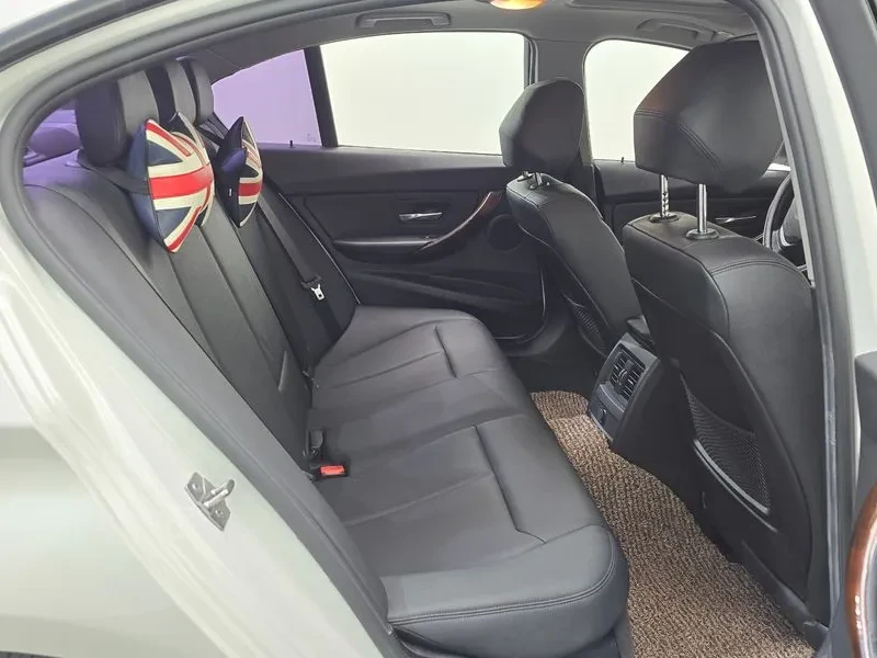 BMW 320 d, снимка 11 - Автомобили и джипове - 55143960