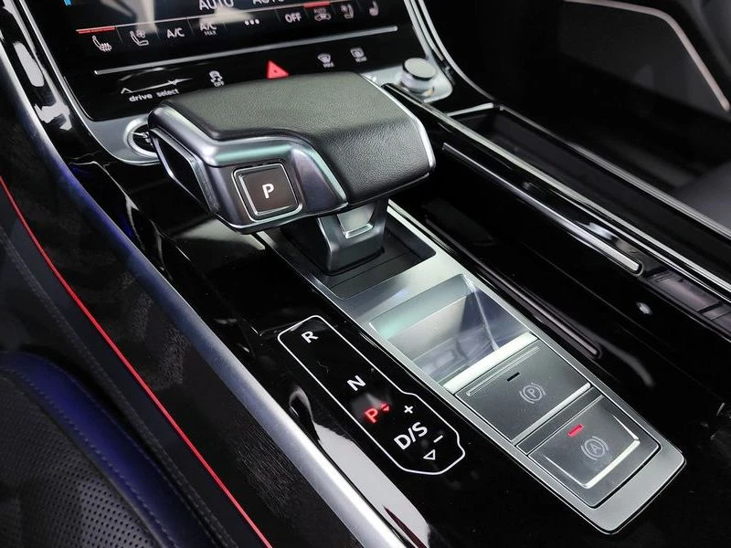 Audi A8 3.0 CZS Automatic, снимка 13 - Автомобили и джипове - 55450906