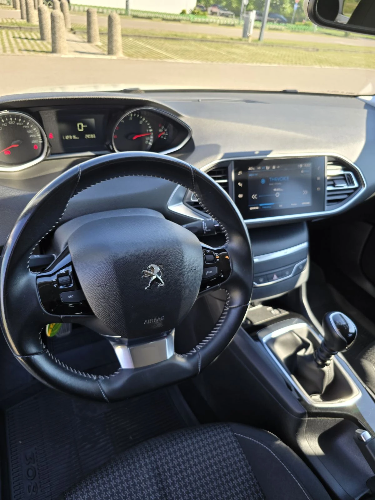 Peugeot 308 ACTIVE 1.5 Blue130 HDi BVM6 - изображение 9