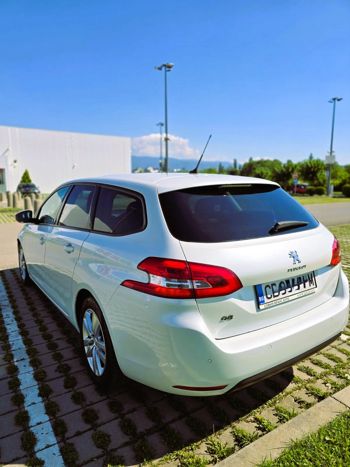 Peugeot 308 ACTIVE 1.5 Blue130 HDi BVM6 - изображение 6