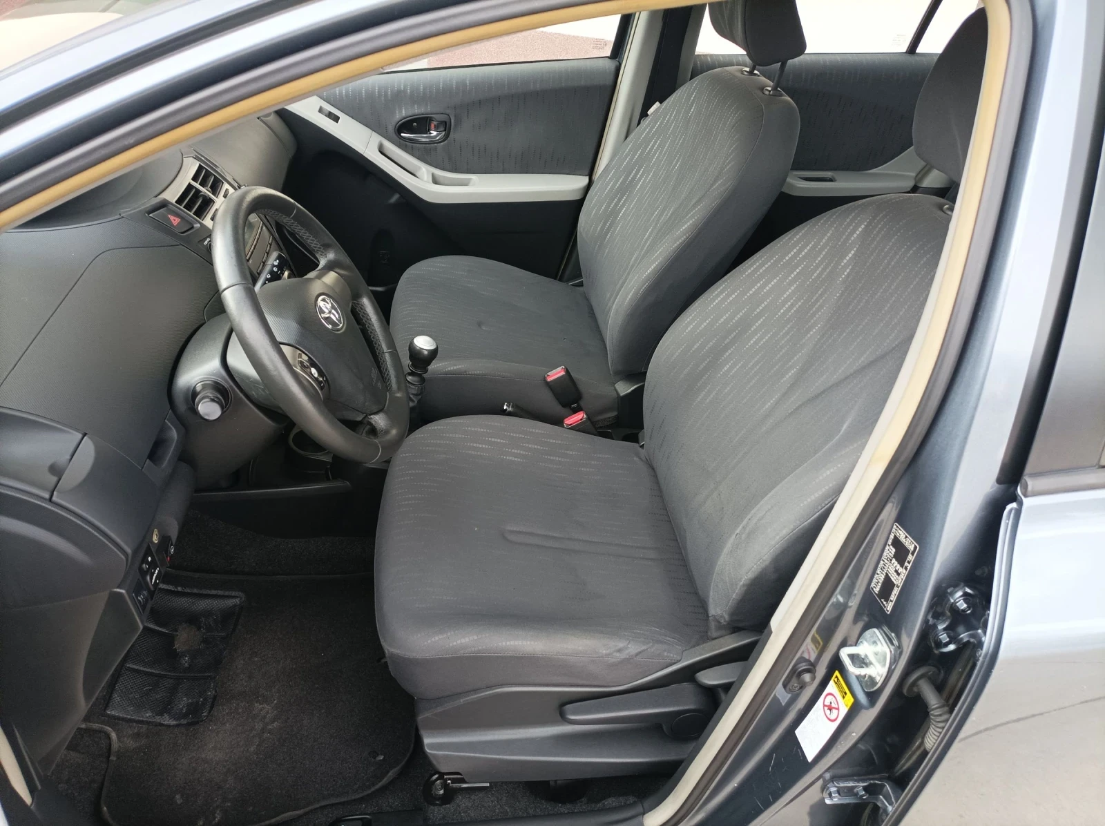 Toyota Yaris 1, 33i+ GPL FACE LIFT - изображение 8