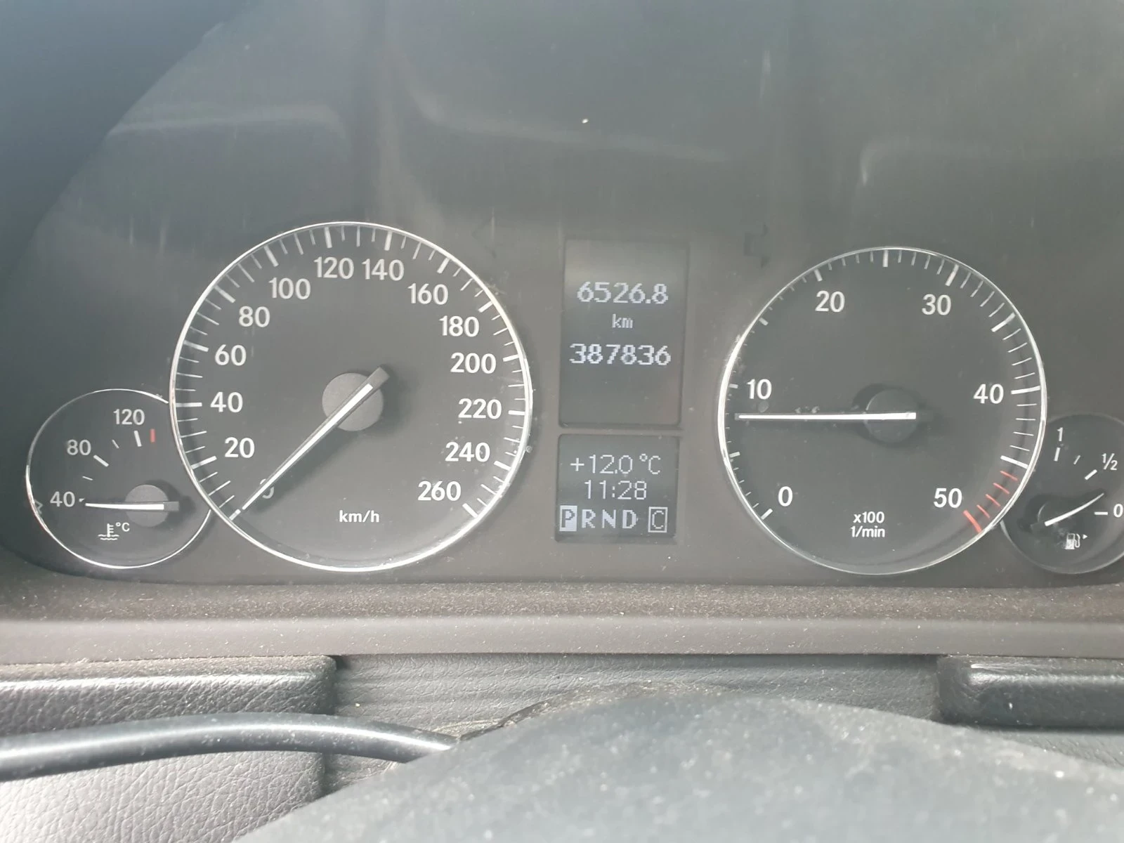 Mercedes-Benz C 220 Комби - изображение 7