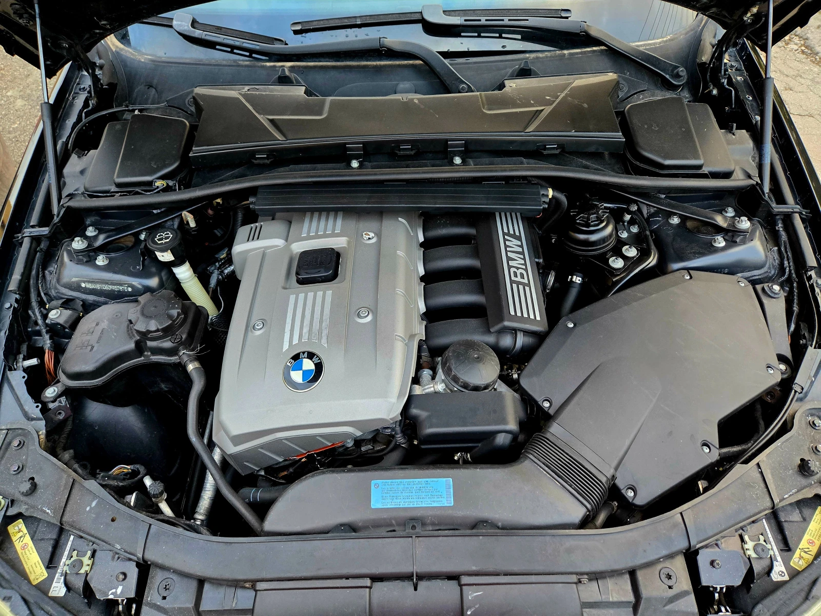 BMW 325  i  Германия Нави Ксенон Парктроник Автомат Клима | Mobile.bg — изображение 16