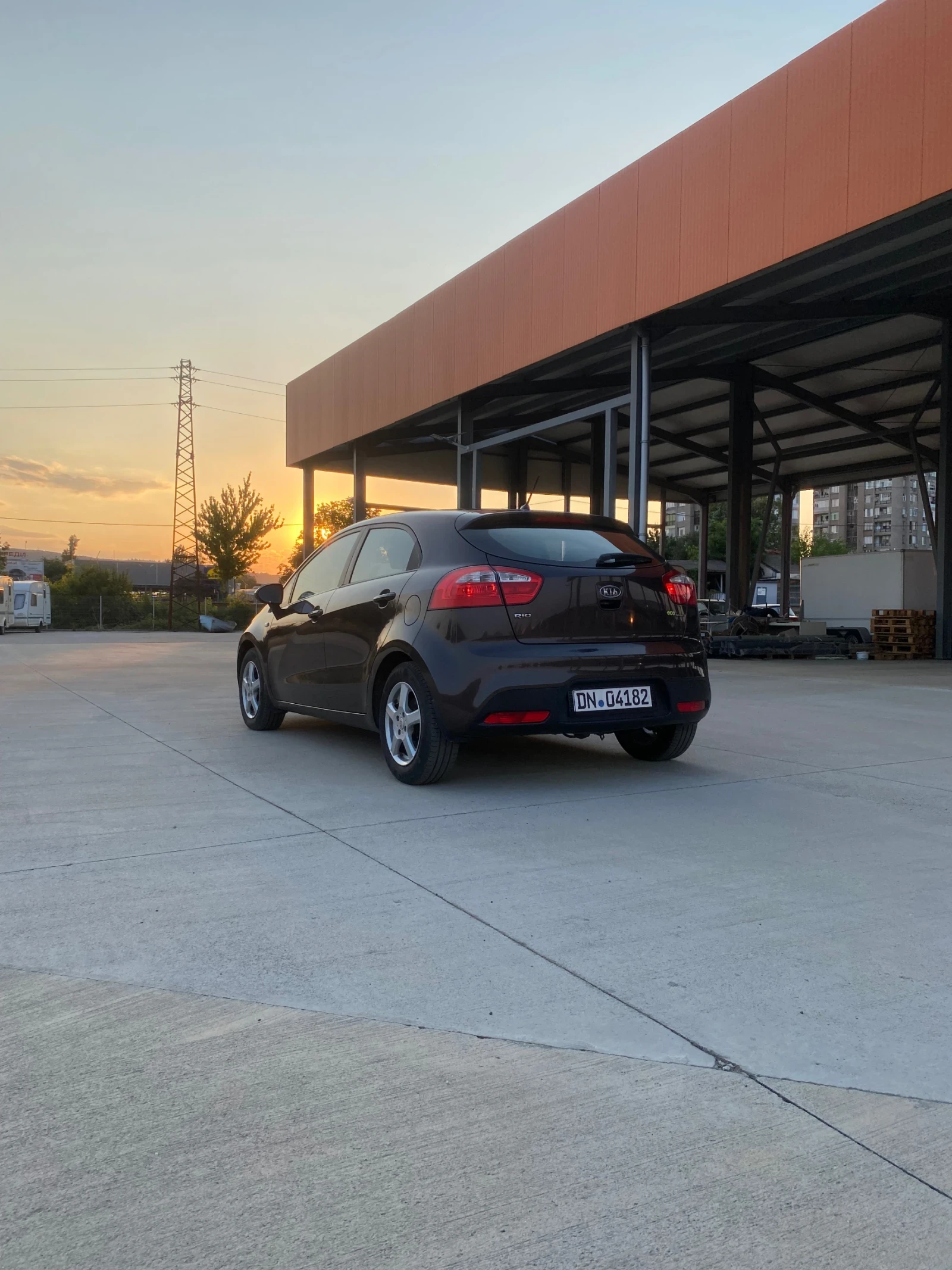 Kia Rio 1.1 EKO КЛИМАТИК - изображение 6