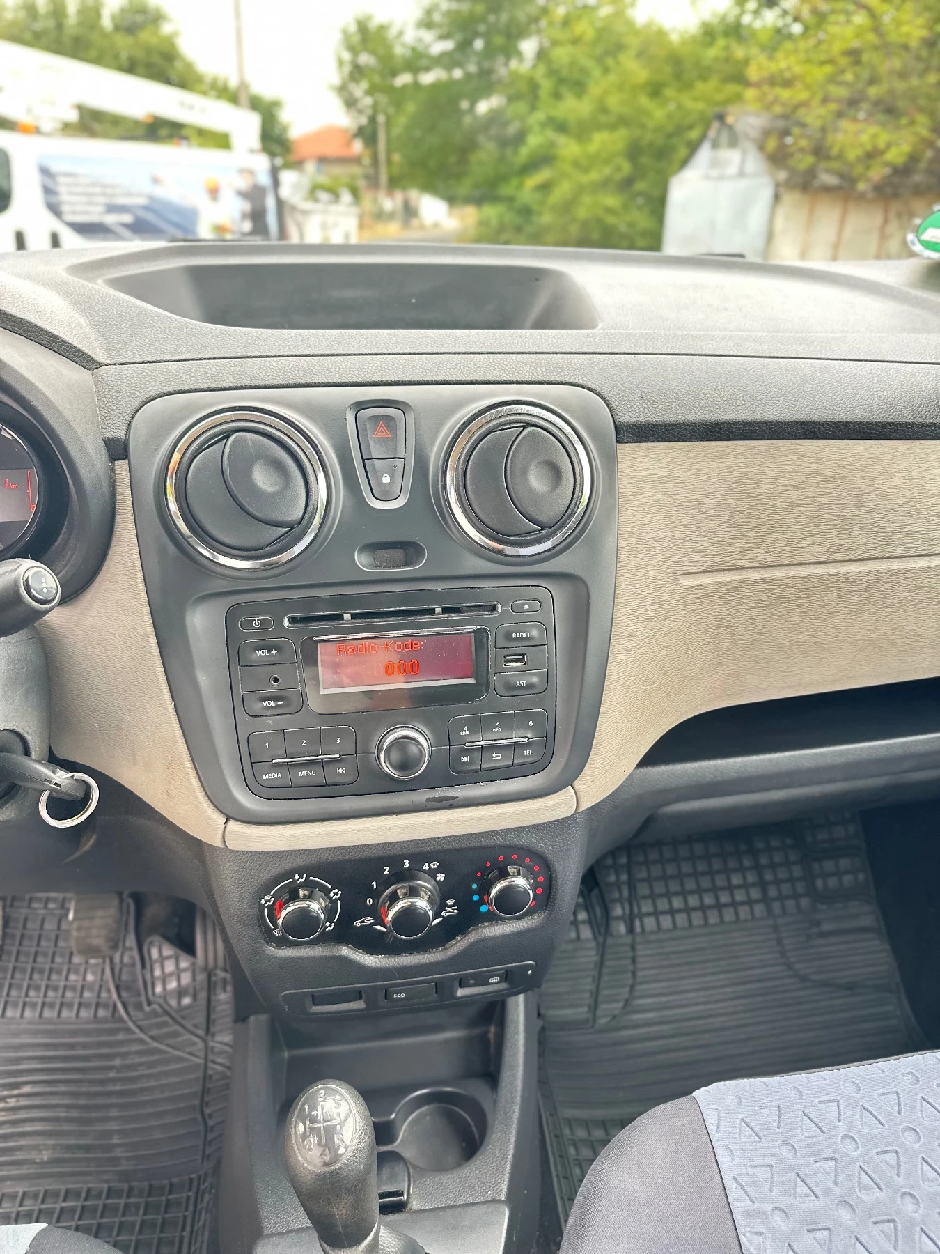 Dacia Lodgy  - изображение 3