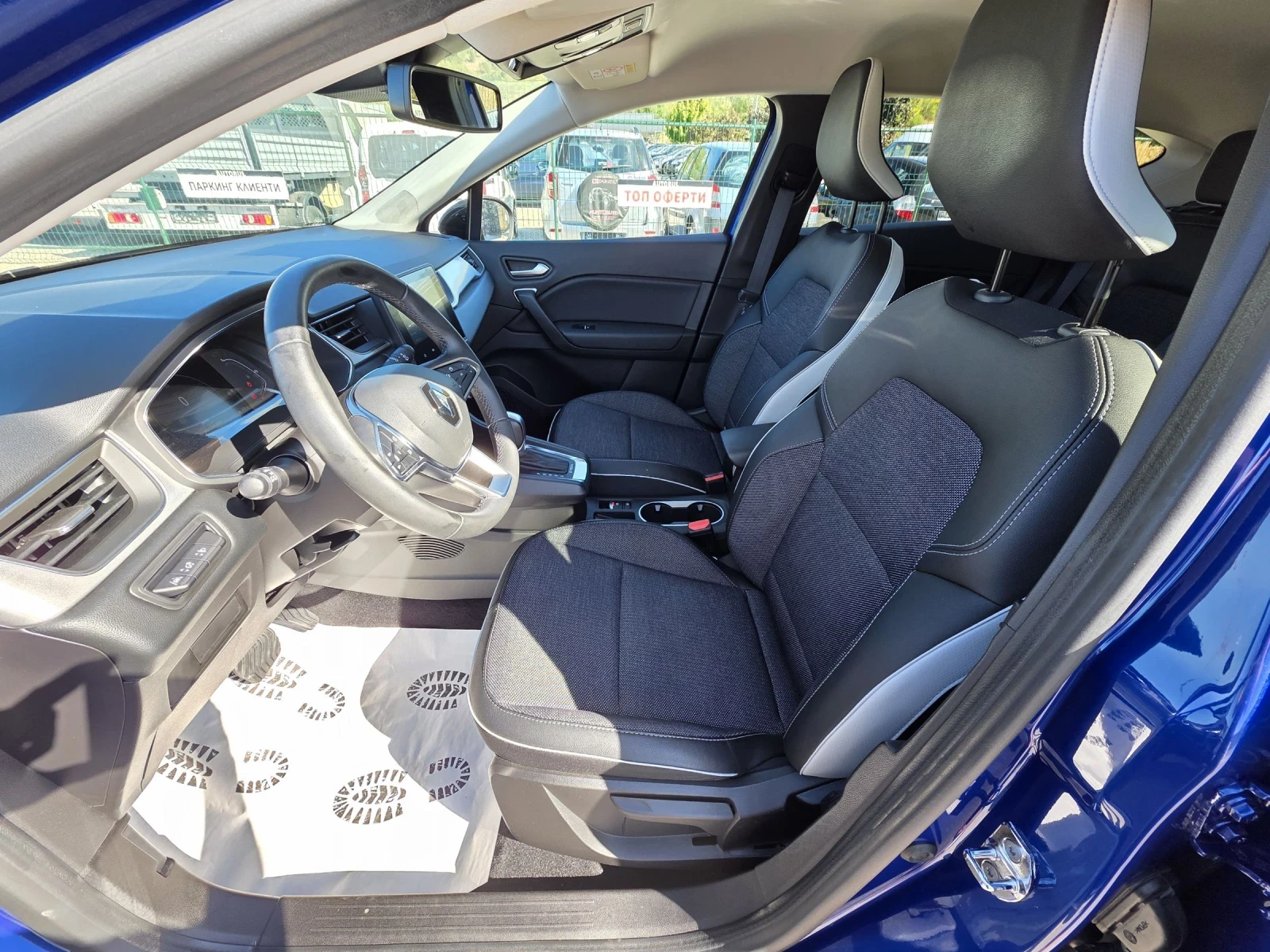 Renault Captur 1.6 Hybrid  - изображение 8