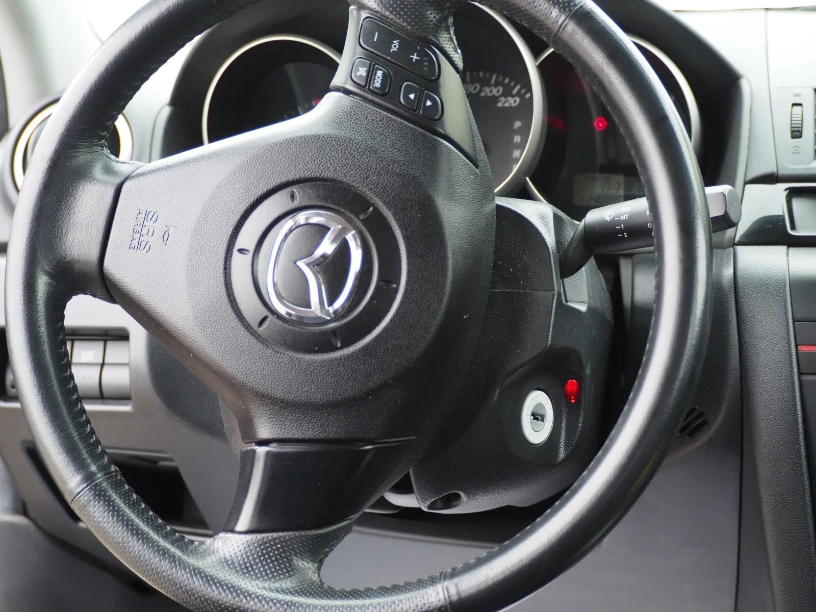 Mazda 3 АВТОМАТИК /// ЧИСТО НОВА 🔝 | Mobile.bg — изображение 13