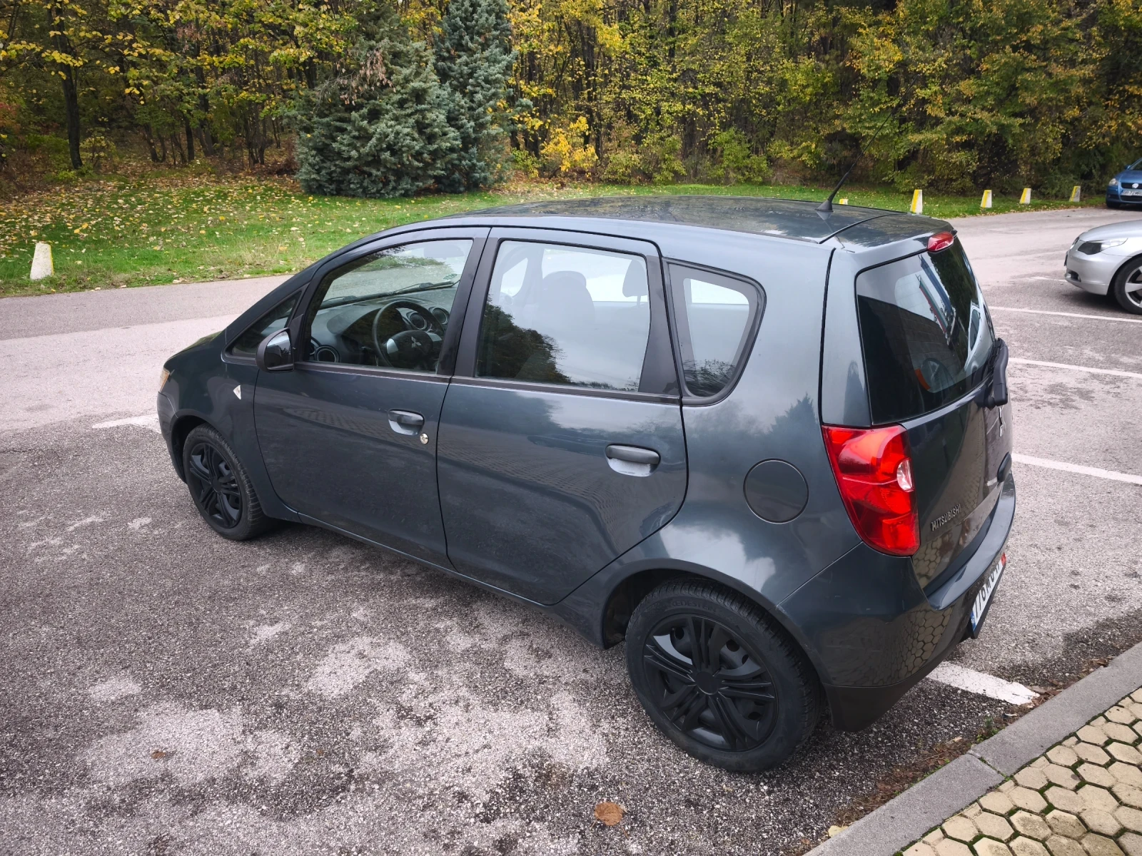 Mitsubishi Colt 1.3I - изображение 7