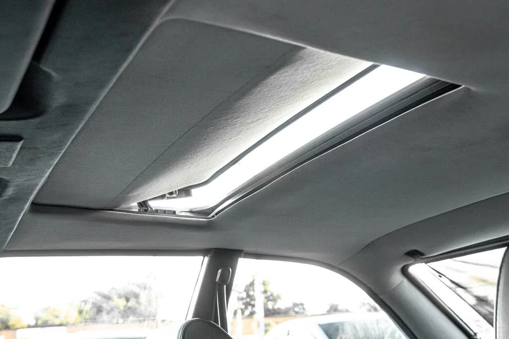 BMW M6 Един собственик!* Пълна история в БМВ * Цена до БГ, снимка 17 - Автомобили и джипове - 53715476