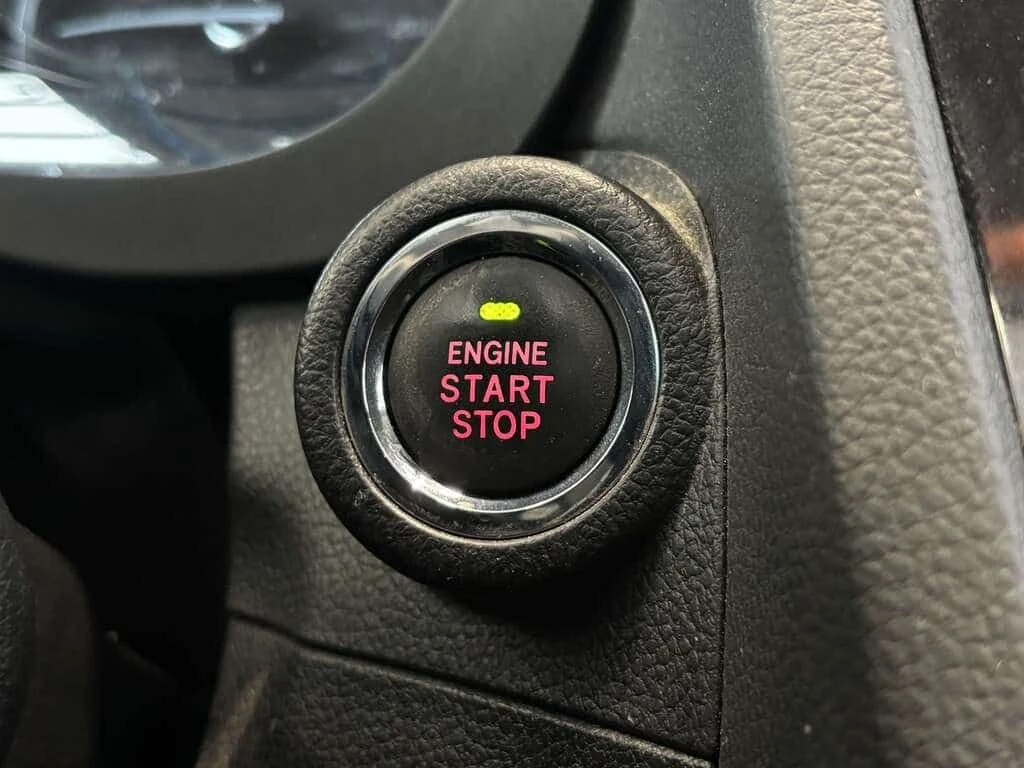 Subaru Forester * LIMITED | TECH PKG | CLEAN CARFAX | 2 SETS RIMS , снимка 13 - Автомобили и джипове - 53736556