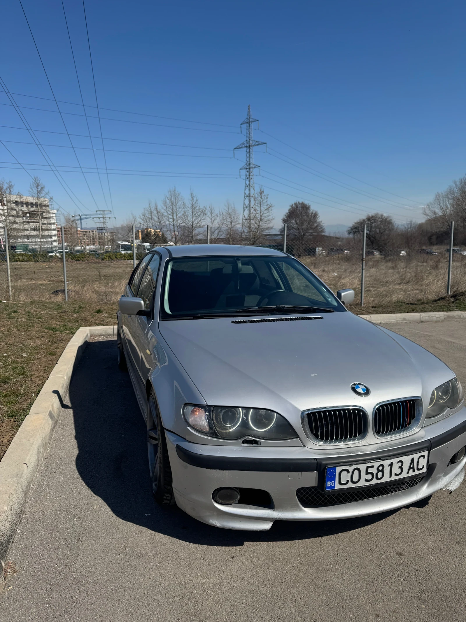 BMW 320 150 к.с. M-пакет | Harman Kardon | Алкантара | Под, снимка 2 - Автомобили и джипове - 53812663