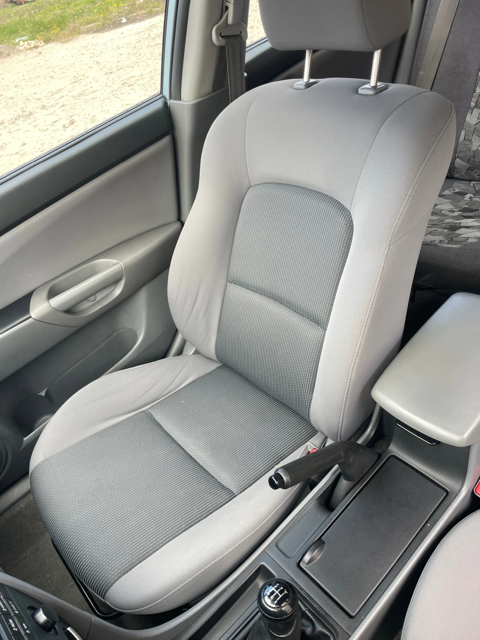 Mazda 3 1.4 бензин, снимка 12 - Автомобили и джипове - 53881370