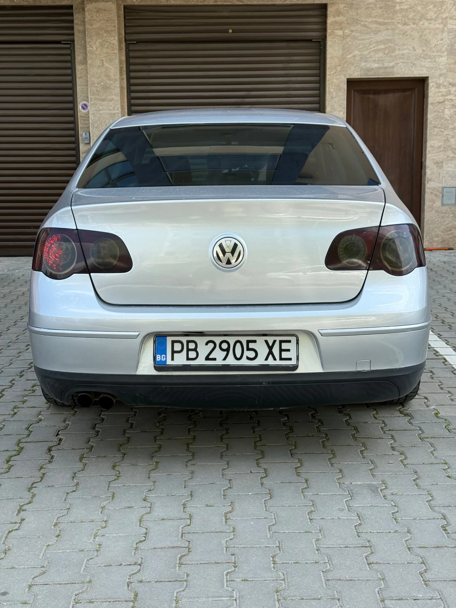 VW Passat, снимка 8 - Автомобили и джипове - 54509160