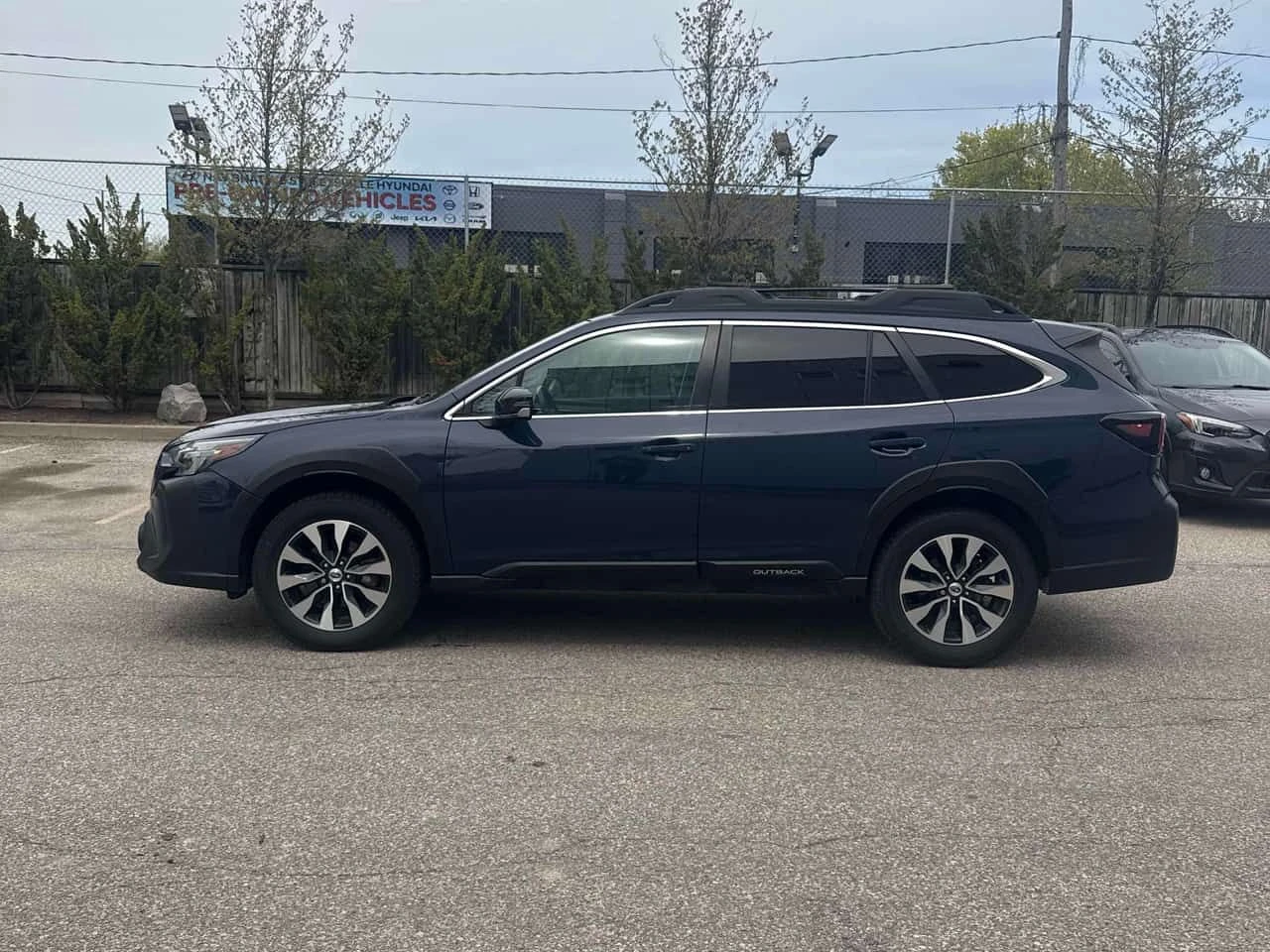 Subaru Outback * Limited* АВТОКРЕДИТ БЕЗ ПЪРВОНАЧАЛНА ВНОСКА* , снимка 2 - Автомобили и джипове - 54583661