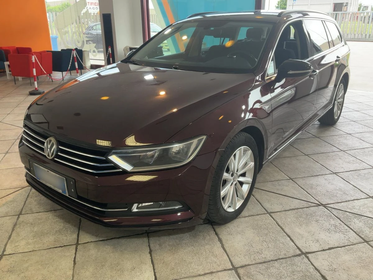 VW Passat 2.0 TDI Business Line , снимка 16 - Автомобили и джипове - 55617659
