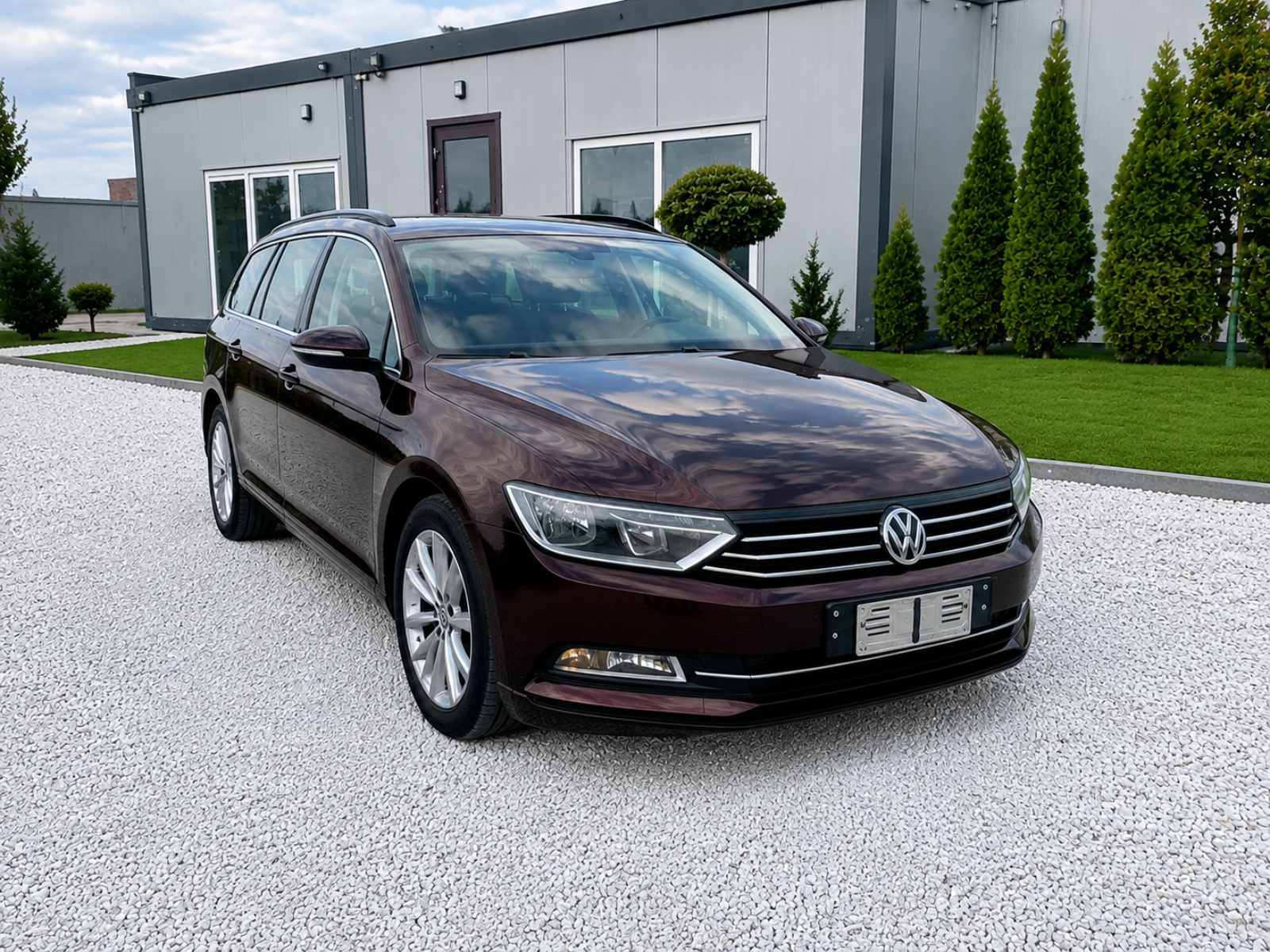 VW Passat 2.0 TDI Business Line , снимка 3 - Автомобили и джипове - 55746566