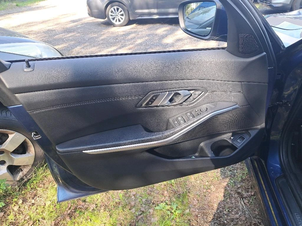 BMW 330 xDrive30e Plug-In Hybrid Leather LED Navi | Mobile.bg � ����������� 11