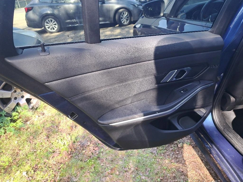 BMW 330 xDrive30e Plug-In Hybrid Leather LED Navi | Mobile.bg � ����������� 12